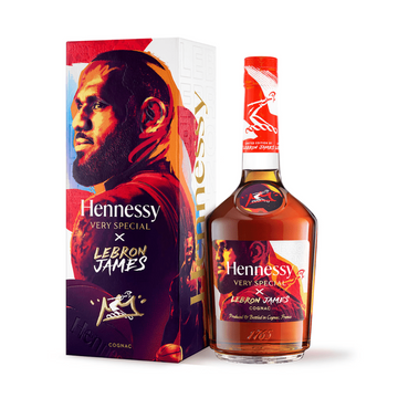 Hennessy VS x LeBron James - ForWhiskeyLovers.com