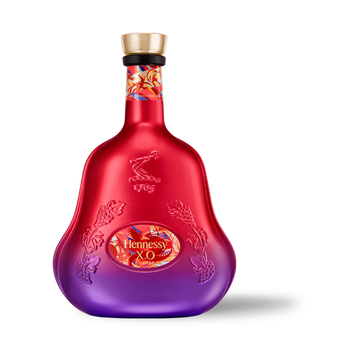 Hennessy XO Cognac Lunar New Year Shuting Qiu Edition - ForWhiskeyLovers.com