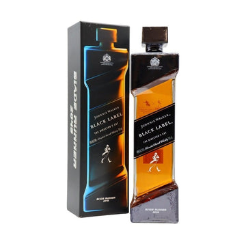 Johnnie Walker Blade Runner The Director's Cut Black Label - ForWhiskeyLovers.com