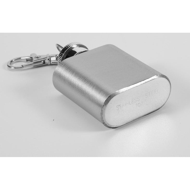 Portable Stainless Steel 1-2 Oz Hip Flask - ForWhiskeyLovers.com