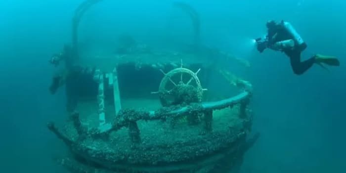 How Whiskey And An Old Lake Michigan Shipwreck Intertwine Today - ForWhiskeyLovers.com
