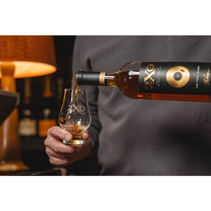 2XO The Vinyl Blend Kentucky Straight Bourbon Whiskey - ForWhiskeyLovers.com