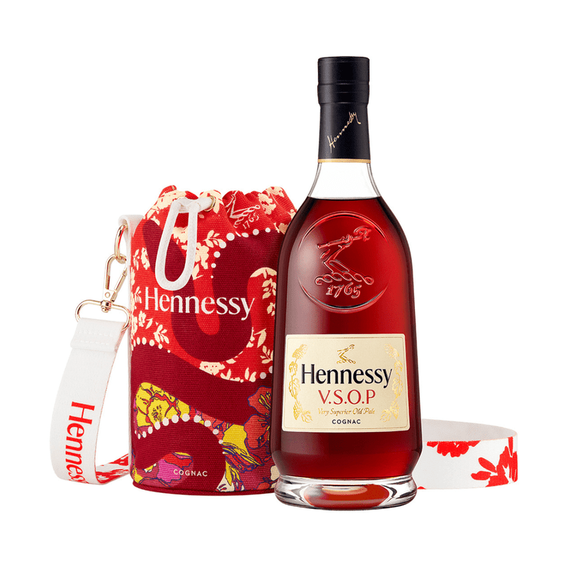 Hennessy V.S.O.P Cognac Lunar New Year Shuting Qiu Edition - ForWhiskeyLovers.com